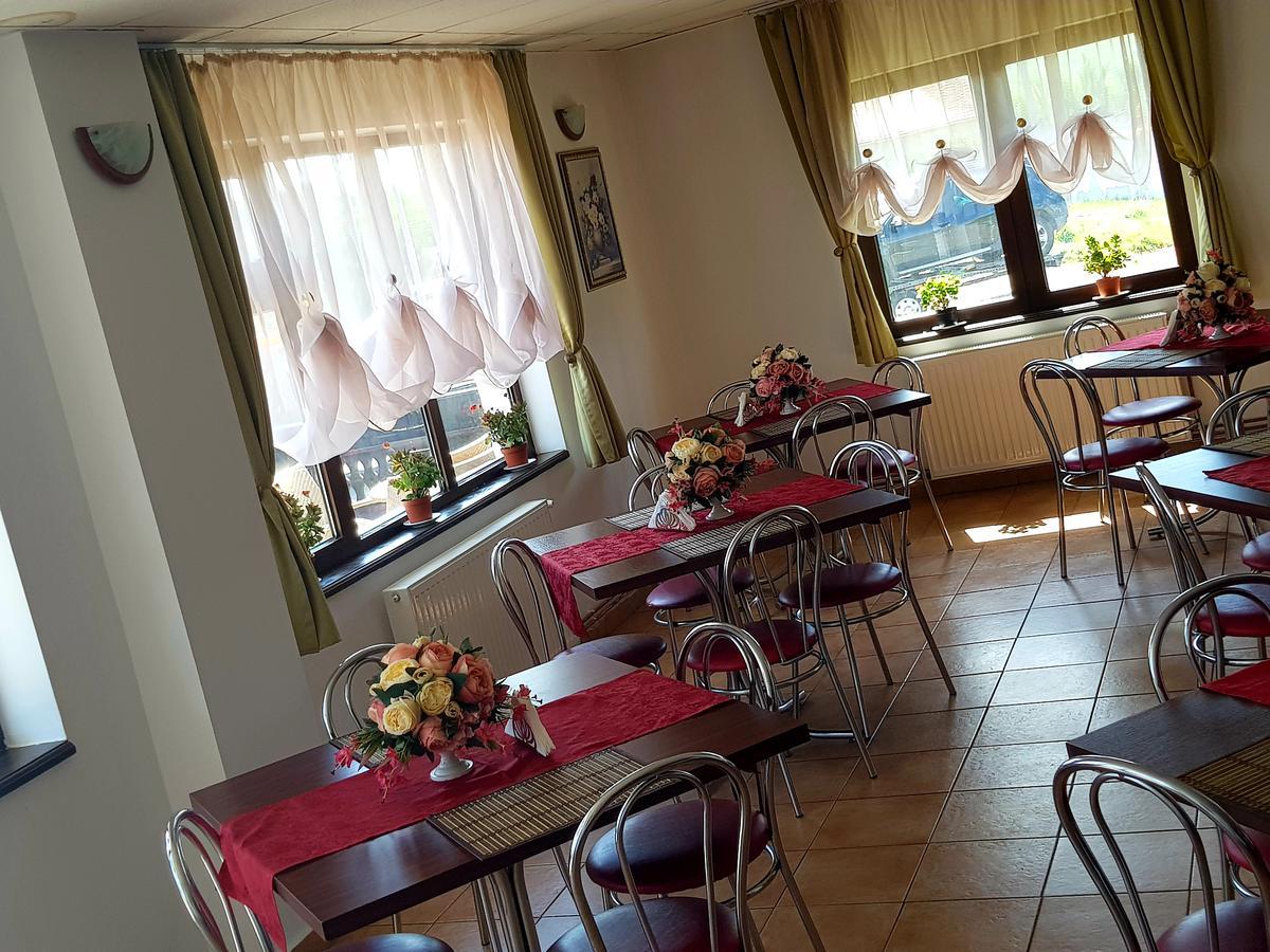 Motel Kőhalom Kültér fotó